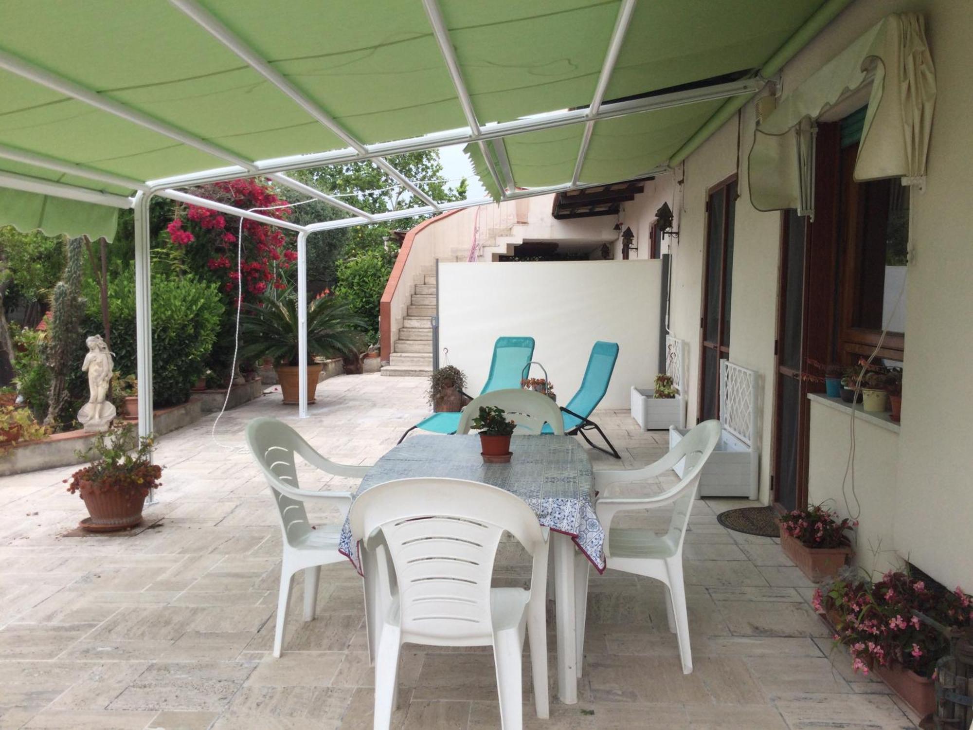 Oplontis' Garden - Holiday Apartment Near Pompeii Торре-Аннунциата Экстерьер фото